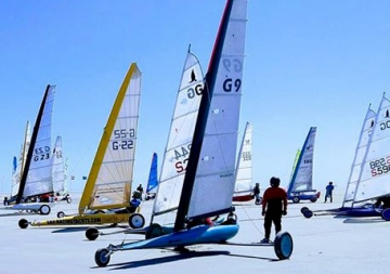 Go sailing with race cars!